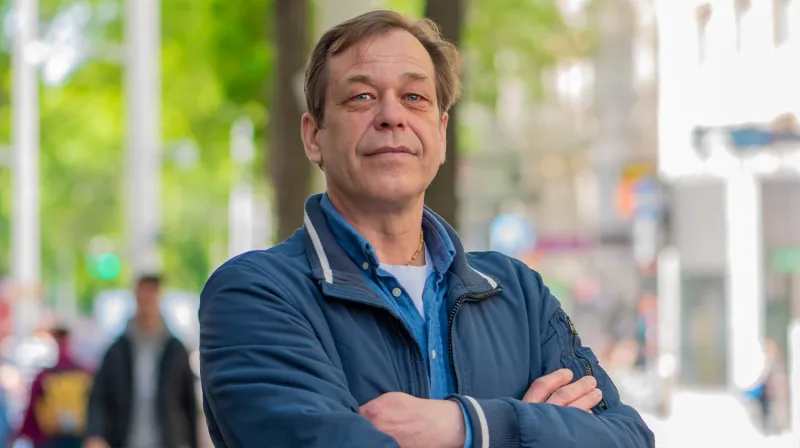 Nederlander wil dat politiek eindelijk moeilijke keuzes maakt die hem niet raken Nederlander wil dat politiek eindelijk moeilijke keuzes maakt die hem niet raken