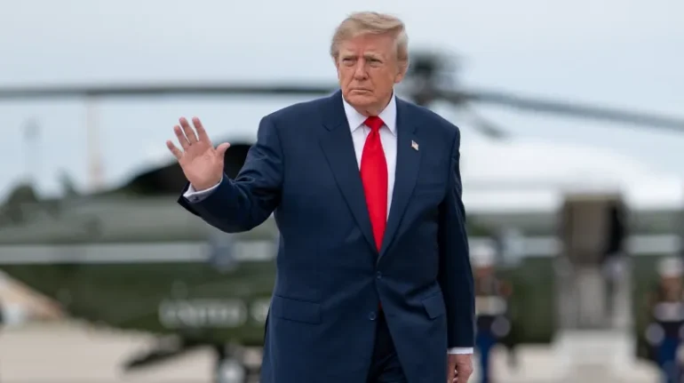 Trump belooft elke Amerikaan 5000 roebel